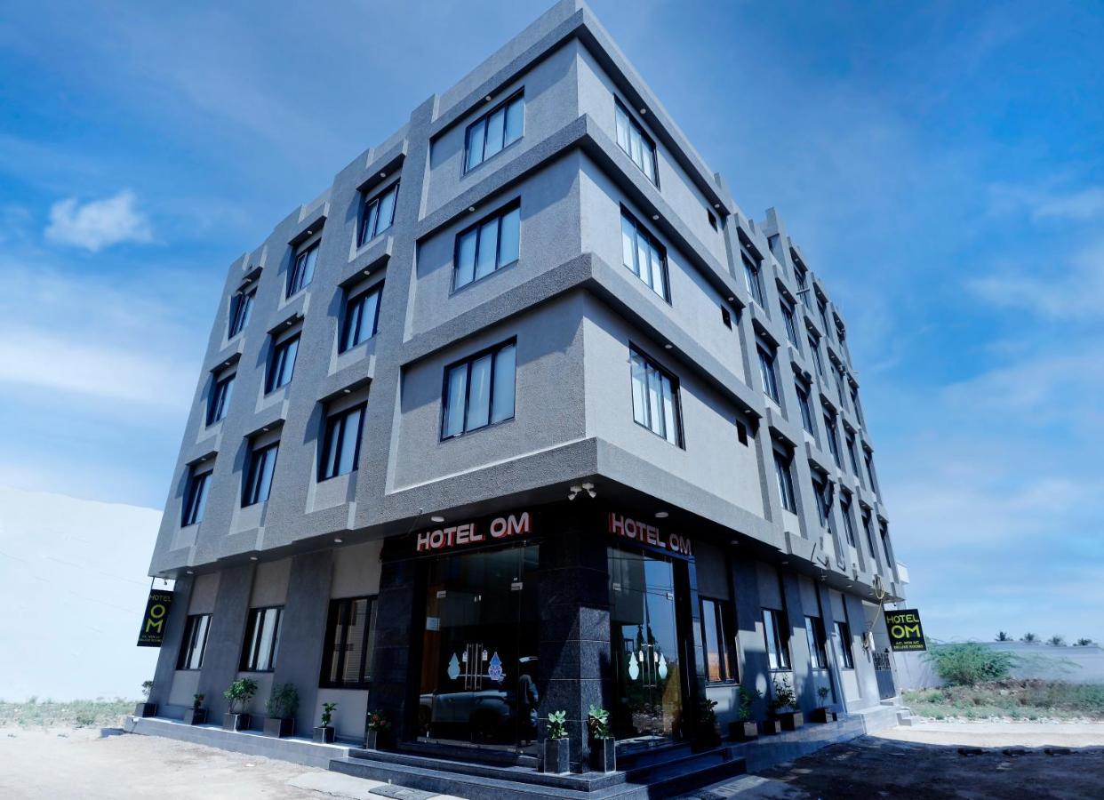 Hotel Om Somnāth Eksteriør bilde